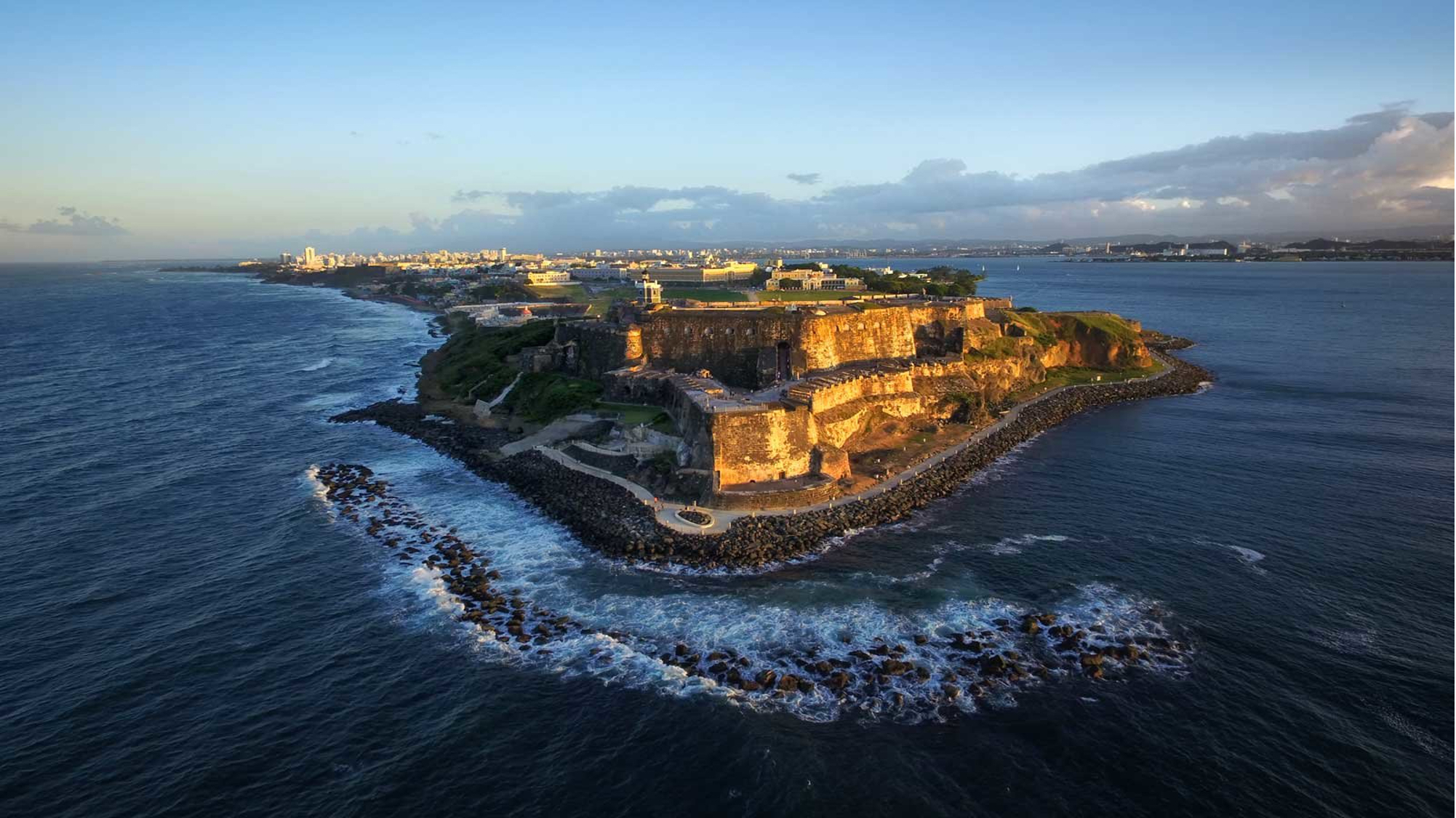 Between Two Seas: Architecture and Urbanism in Puerto Rico